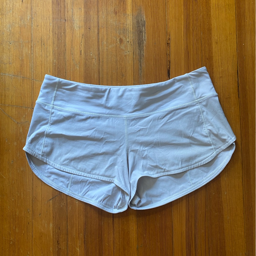 Lululemon Speed up low rise short 2.5” size 6